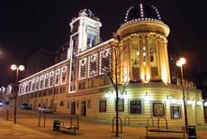 Alhambra at night