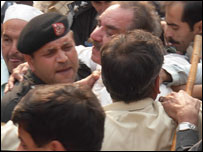 psw_arrest203.jpg