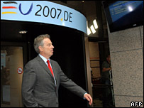blair_afp2_203.jpg
