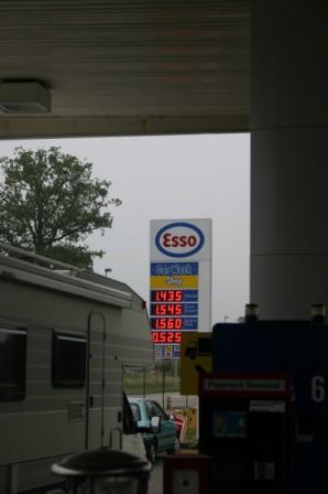 petrol.JPG