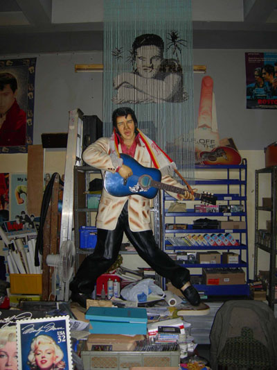 elvis_at_hectors.jpg