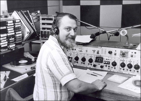 Bob Azurdia