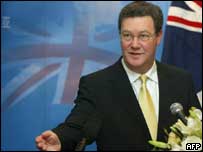 Šéf australské diplomacie Alexander Downer
