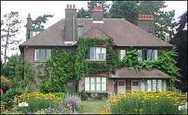 Shaw's Corner