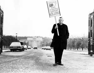 Ian-Paisley-1974.jpg