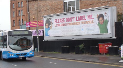_46750108_posterandbus.jpg