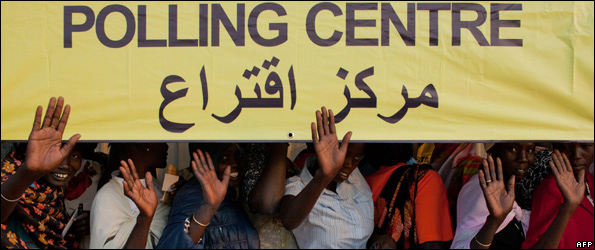 People queuing to vote in Sudan