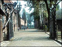 Trại tập trung Auschwitz, còn gọi là Oswiecim, ở miền Nam Balan
