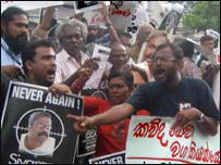 Journalists protest