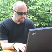 060623_ob_rhyslaptop_200.jpg