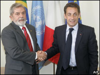 Os presidentes do Brasil, Luiz Inácio Lula da Silva, e da França, Nicolas Sarkozy