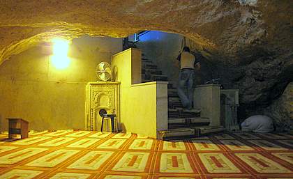 caveinside.jpg.jpg
