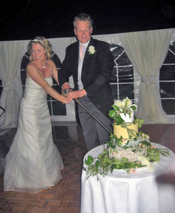carrie_wedding_cake.jpg