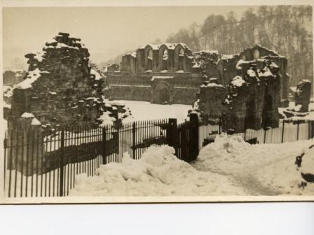 snowarch2.jpg
