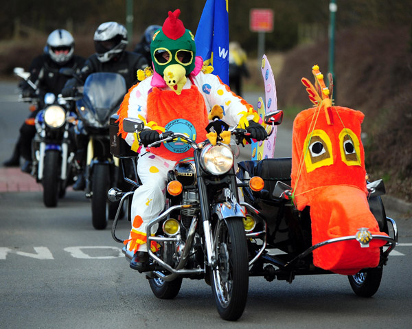 chickenmotorbike.jpg