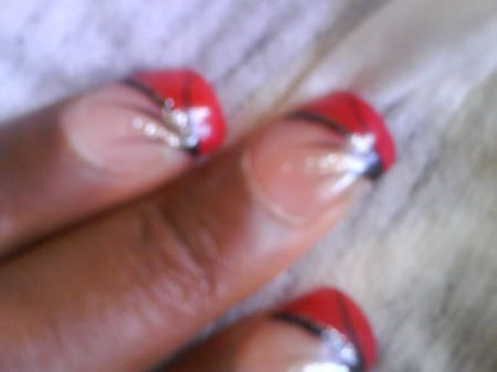sabreenanailsedit.jpg