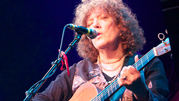 Bridget St John