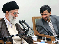 احمدی نژاد و آیت الله خامنه ای