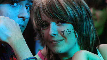 2010-crowd-06.jpg