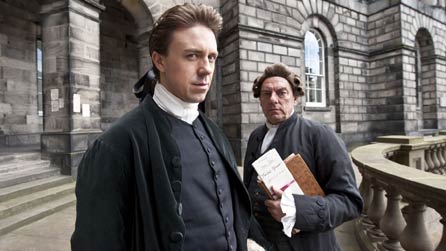L-R: William Garrow (Andrew Buchan) and Southouse (Alun Armstrong)