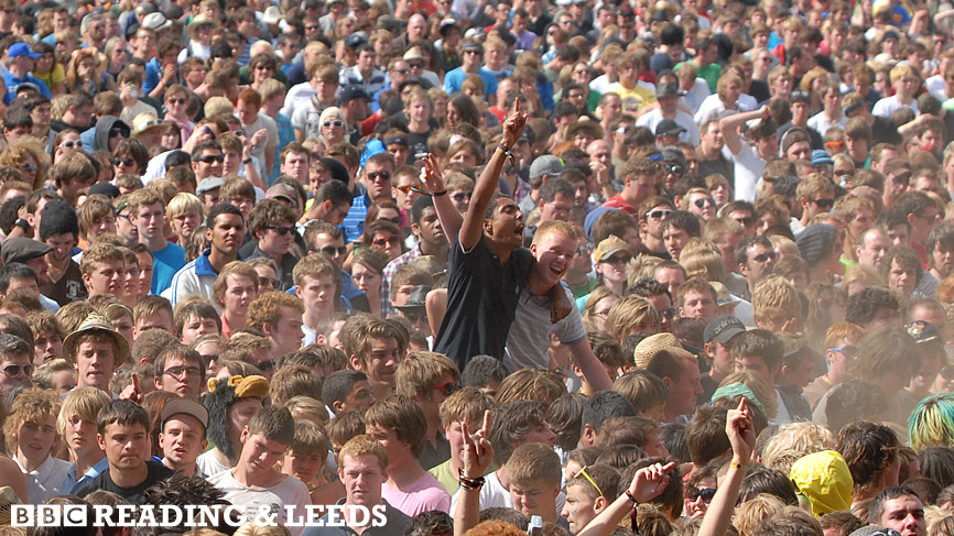 The Reading crowd