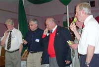 Blas ar y genhinen - arwyr glew Dydd Gwyl Dewi