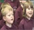 Disgyblion yn canu carolau