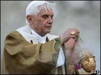 Benedikt XVI.
