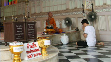 humeniuk3_buddists386.jpg