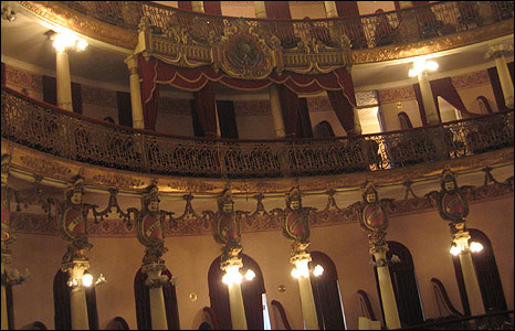 Interiorul operei