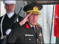 Yaşar Büyükanıt