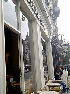 blog_starbucks300.jpg