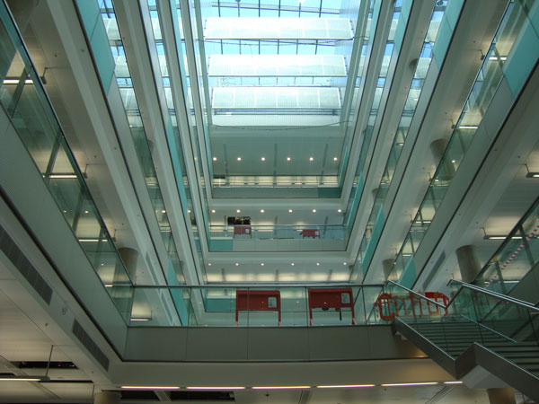 Salford_int_bldgc_Sept09.jpg