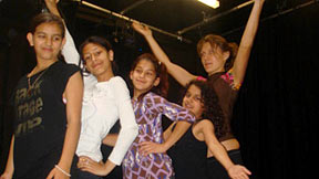 Roma girls dancing