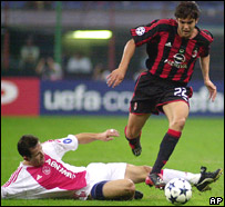 Kaká, no Milam