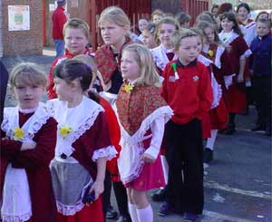 Cyrraedd y Strade