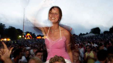 escape_girl_446.jpg