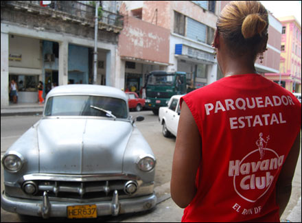 parqueadores440x325.jpg