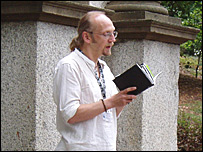 Oz Hardwick