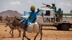 Wakimbizi wanaoishi katika kambi moja huko Darfur wanaelezea masaibu yao miaka 5 tangu watimuliwe makwao.