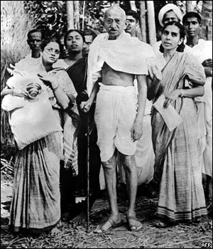 ghandi_body_afpy.jpg