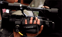 blo_swiss_journlist203.gif