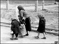 Judeus húngaros em Auschwitz durante a Segunda Guerra Mundial
