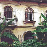 colonial house