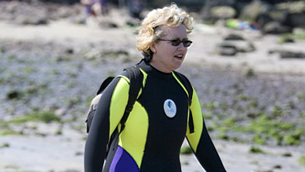 kate_wetsuit1.jpg