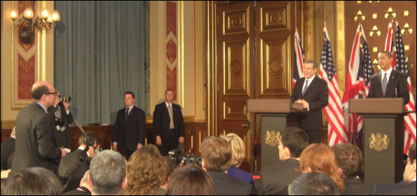 Nick Robinson asking question at press conference with Gordon Brown and Barack Obama