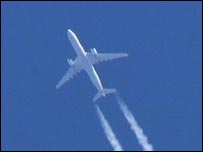 plane203vapour.jpg