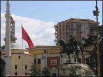 Pamje nga sheshi Skënderbej në Tiranë