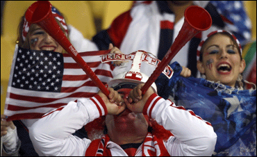 vuvuzela370226.gif