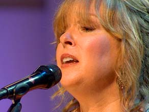 Gretchen Peters